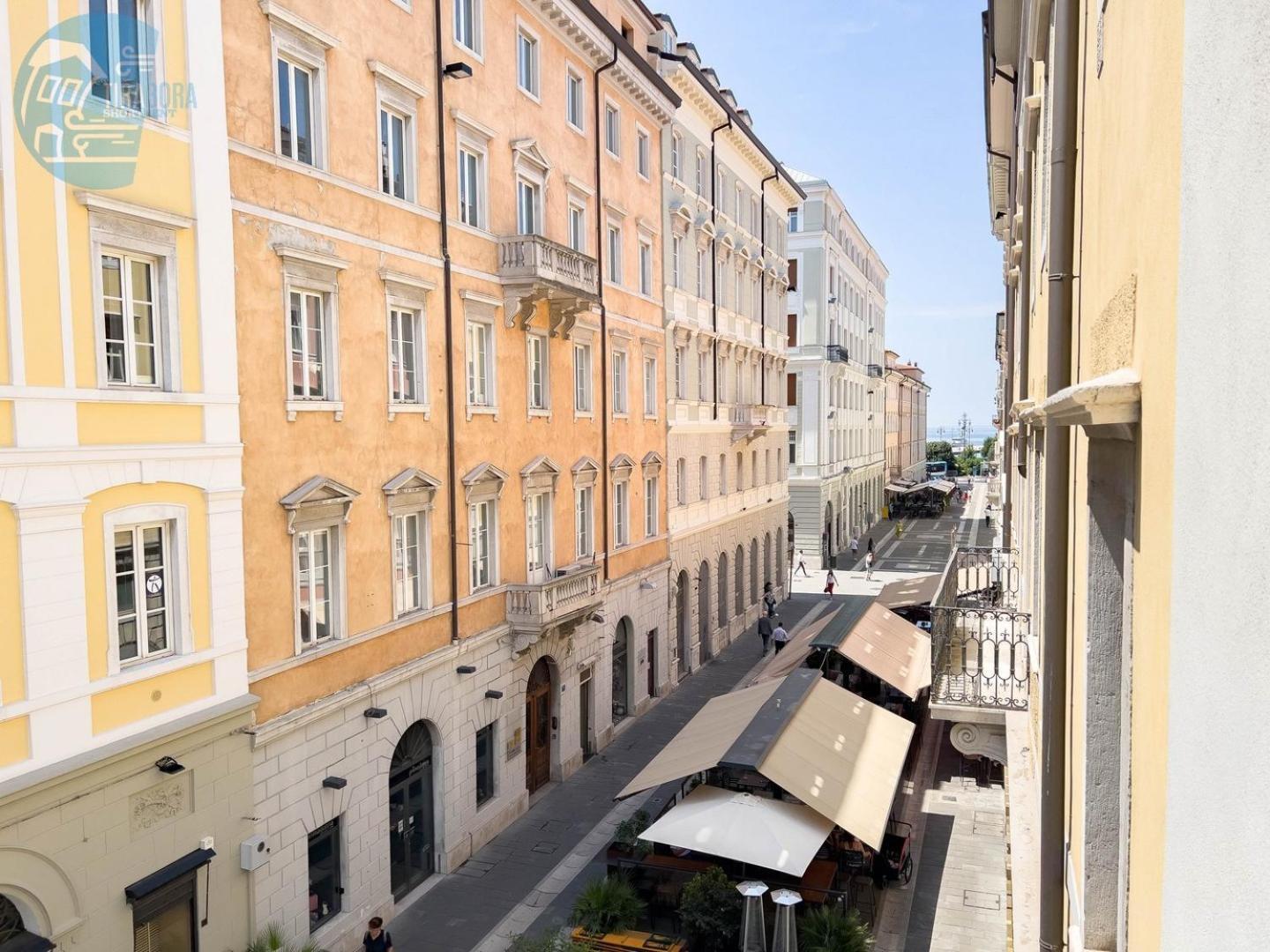 San Nicolo 14 Tirabora Short Rent Apartment Trieste Exterior photo